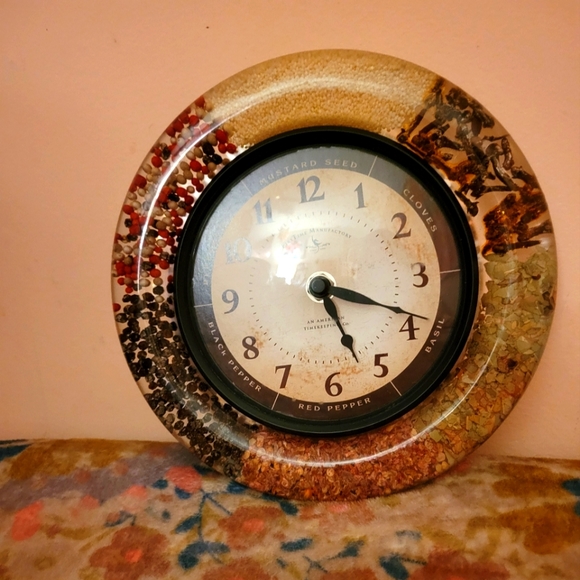 Spices Glass Resin Round 8 inch Wall Clock, Hanging, Kitchen, Rare, Red, Brown - Picture 3 of 4